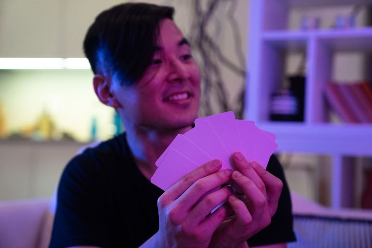 德州牛仔资金管理十戒：让牌局更稳的十条铁律