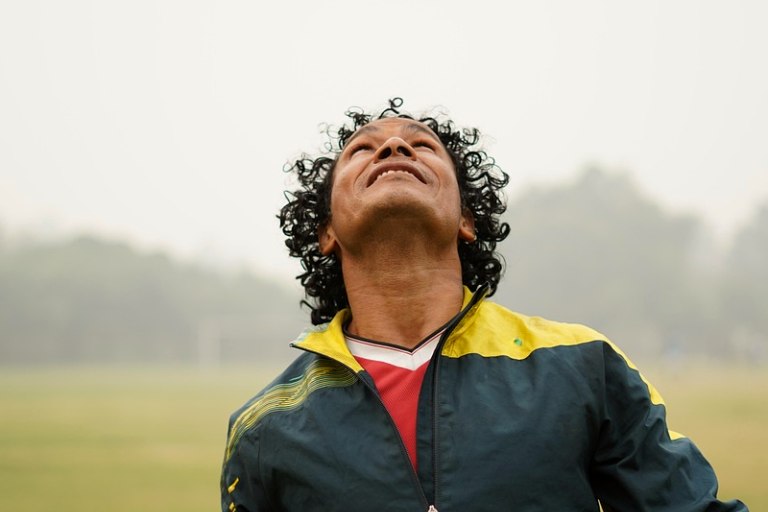 德州牛仔下注策略怎么用？三种场景帮你稳扎稳打